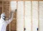 Утепление старых домов пенополиуретаном: опыт и советы